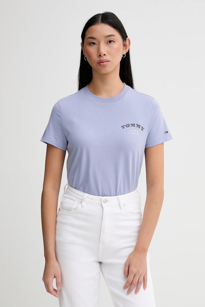 Bavlnené tričko Tommy Jeans potlač fialová DW0DW22516
