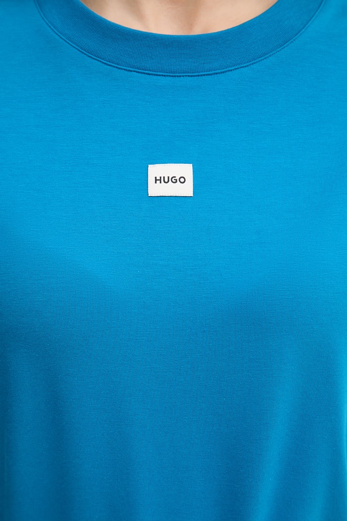 HUGO oversize tričko dámske s modalom SIGNATURE_TSHIRT 50556807 modrá