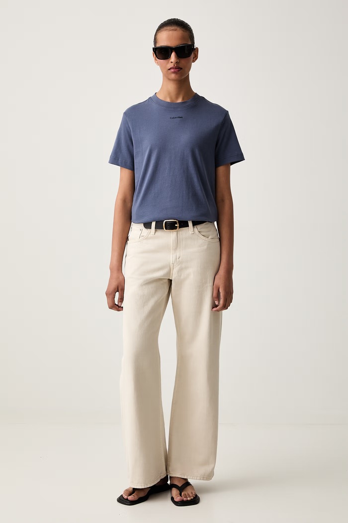 Calvin Klein тениска дамска от памук LV147C857G тъмносин SS26