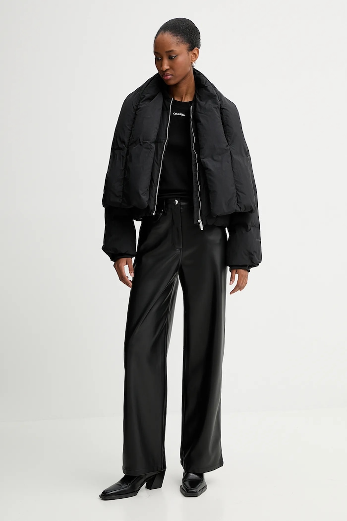 Calvin Klein tričko dámské bavlněné LV147C857G černá SS26