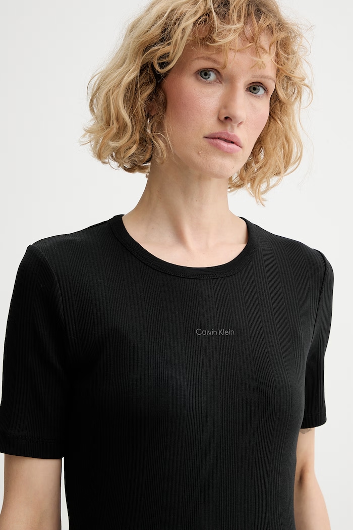 Oblečenie Calvin Klein basic tričko dámske bavlnené s elastanom LV044F211G čierna