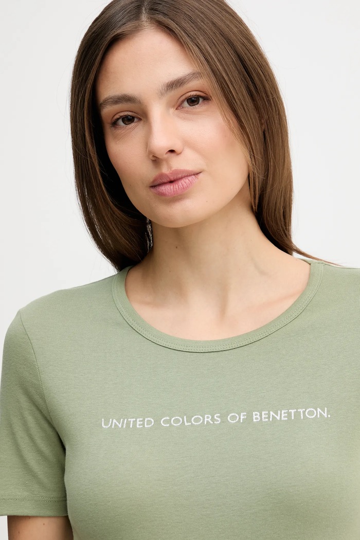Βαμβακερό μπλουζάκι United Colors of Benetton πράσινο 3GA8E16A2