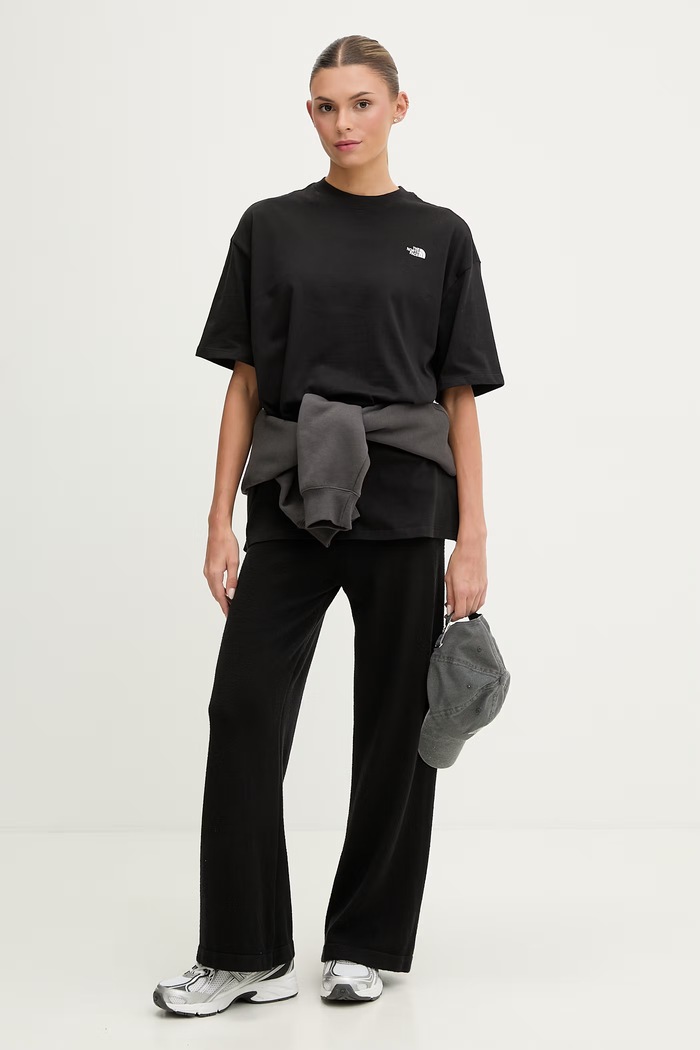 The North Face oversize tričko dámske bavlnené Essential Simple Dome NF0A8EVXJK31 čierna SS26