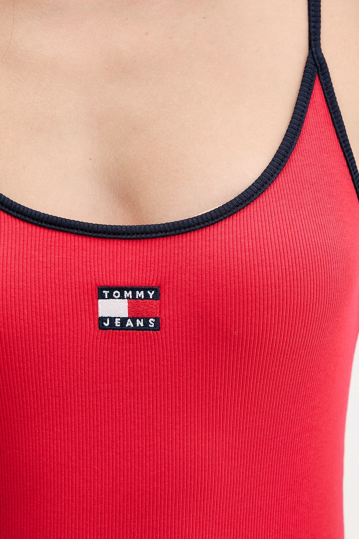 Tommy Jeans top dámsky bavlnený s elastanom DW0DW22261 červená