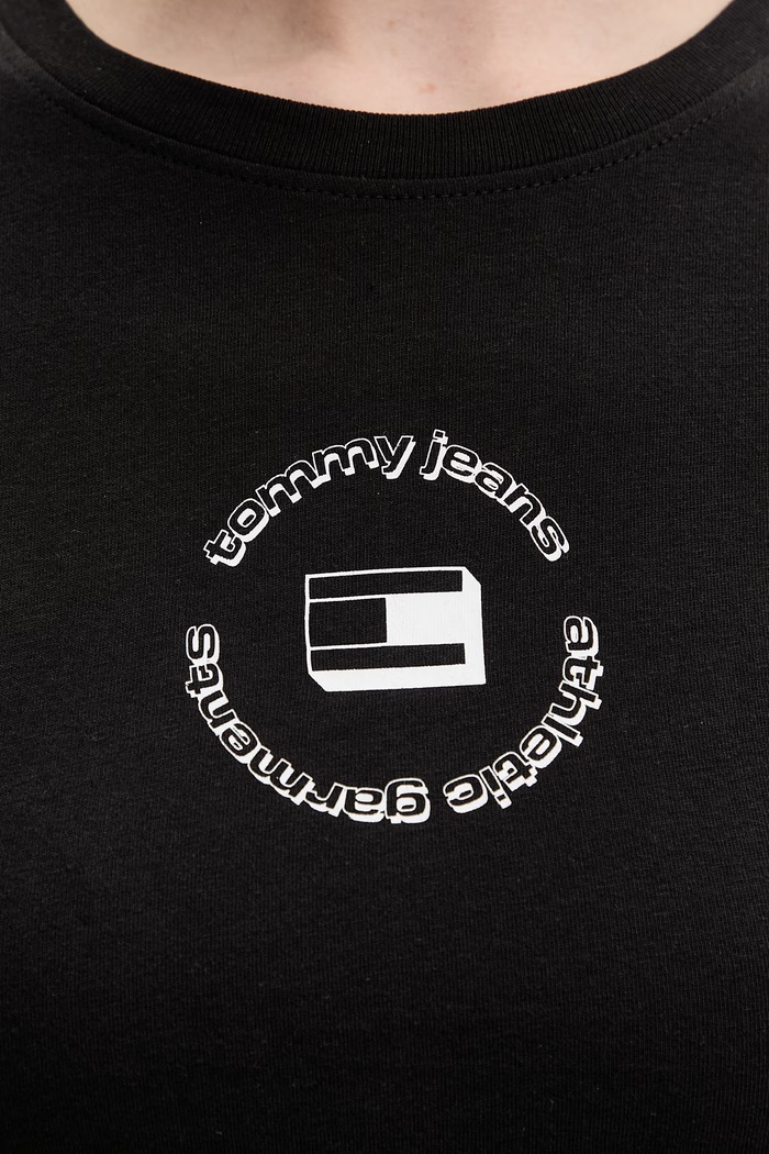Tommy Jeans t-shirt basic damski bawełniany DW0DW22273 czarny