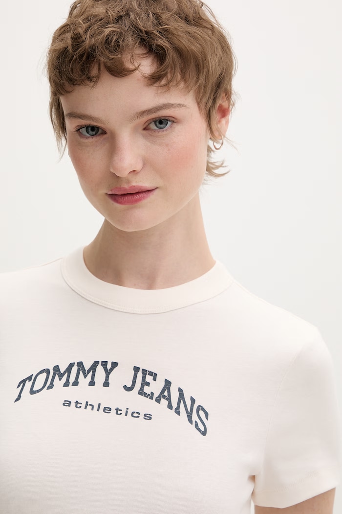 Tommy Jeans basic tričko dámske bavlnené béžová DW0DW22302