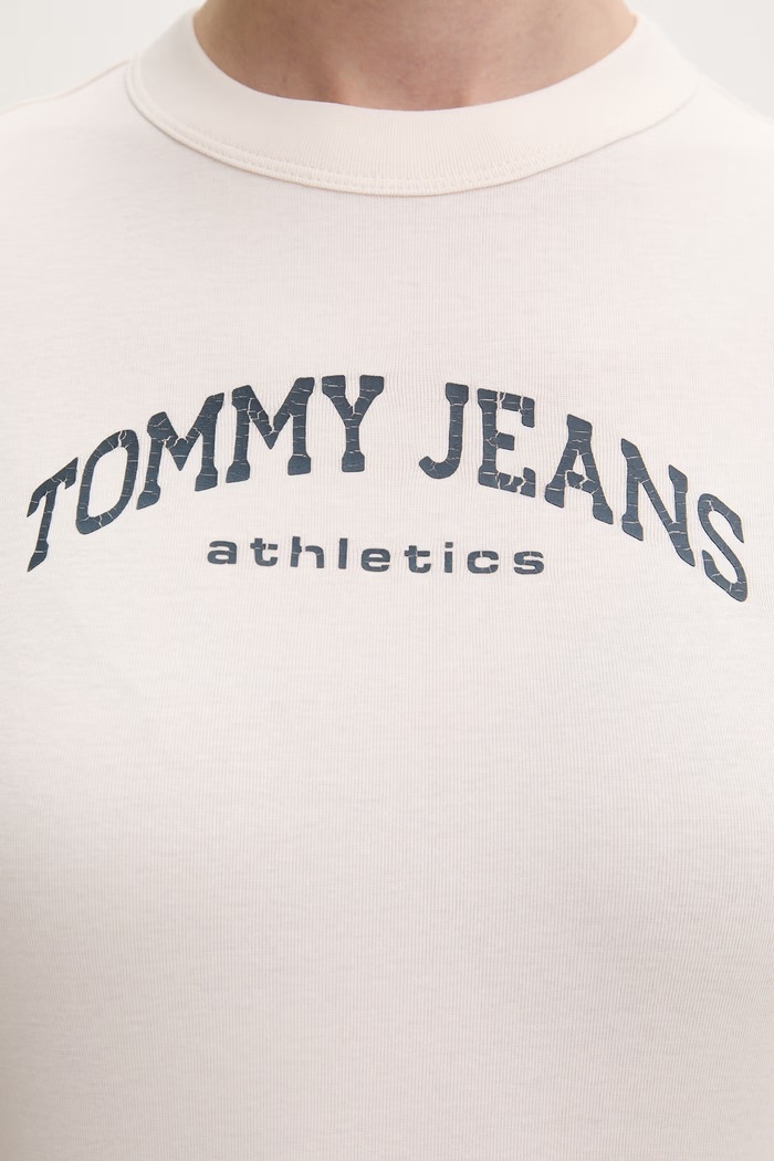 Tommy Jeans basic tričko dámske bavlnené DW0DW22302 béžová