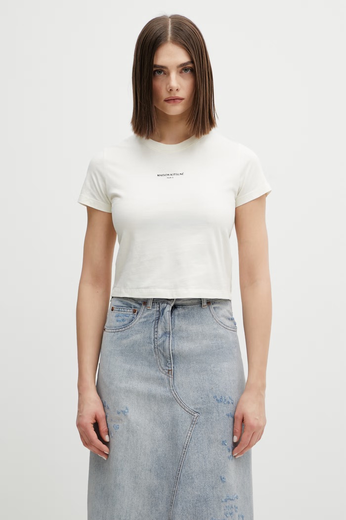 Maison Kitsuné t-shirt bawełniany Baby Tee gładkie beżowy QW00100KJ7026