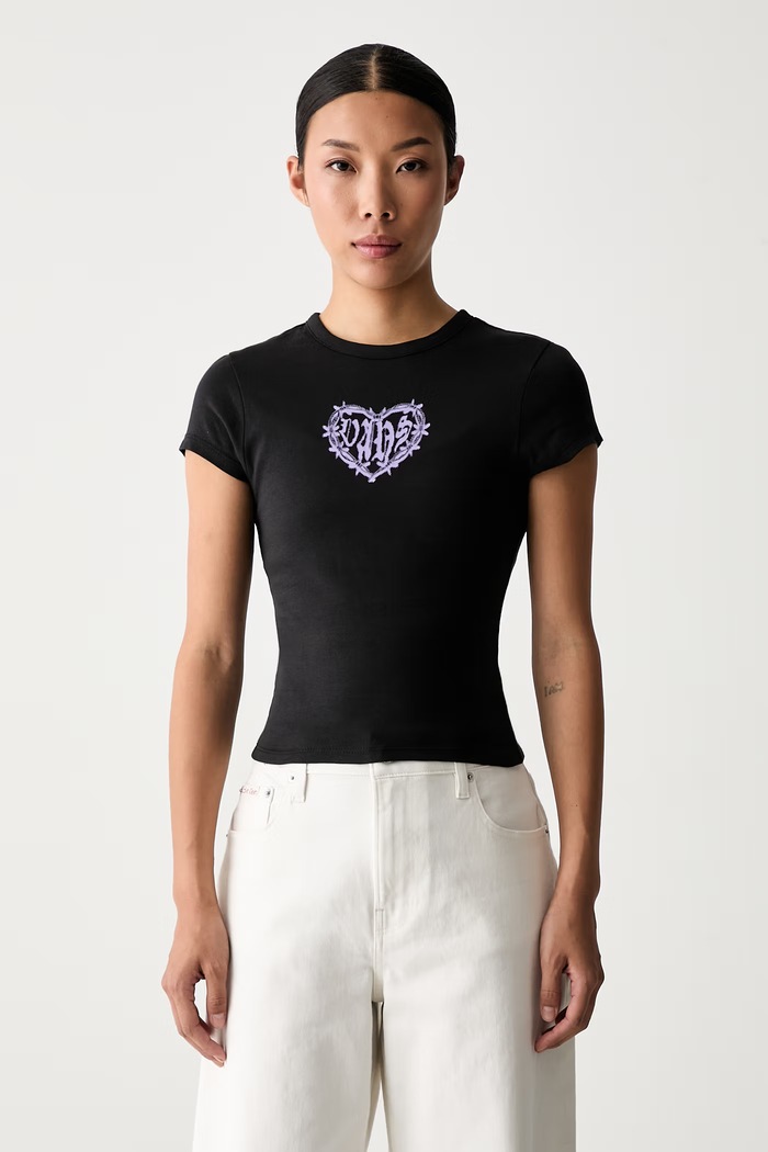 Vans T-shirt damski bawełniany czarny VN000W25BLK1