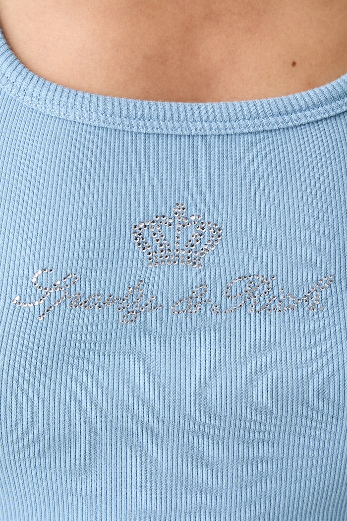 Sporty & Rich x Juicy Couture crop top damski bawełniany z elastanem TO116716689BL50