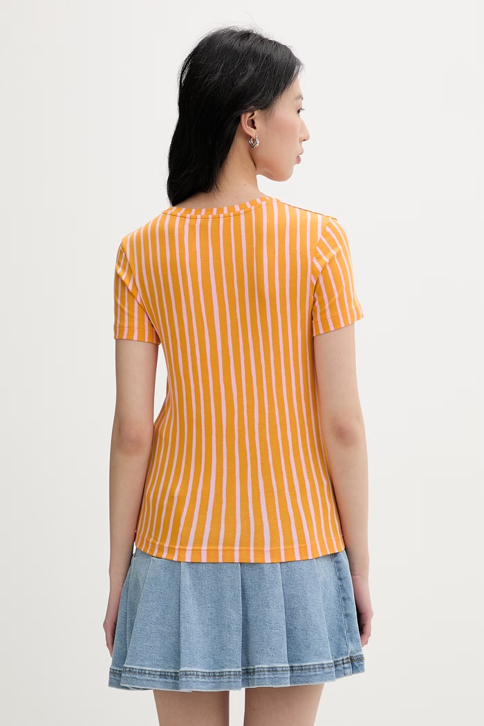 Ρούχα Marimekko T-shirt γυναικείο με lyocell 095530 πορτοκαλί