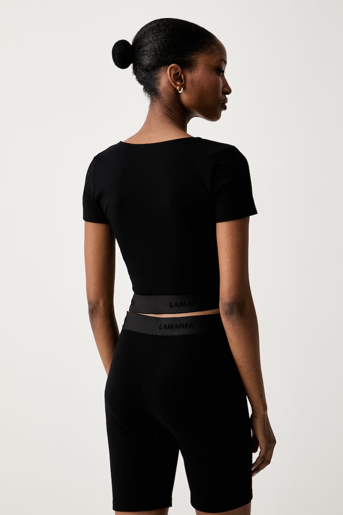 Oblečenie La Mania crop top dámsky z viskózy LEX LEX čierna