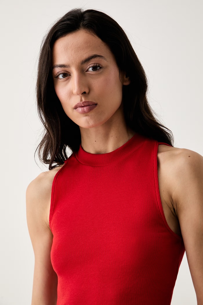 United Colors of Benetton crop top dámsky bavlnený s elastanom červená 3O4YDH01E