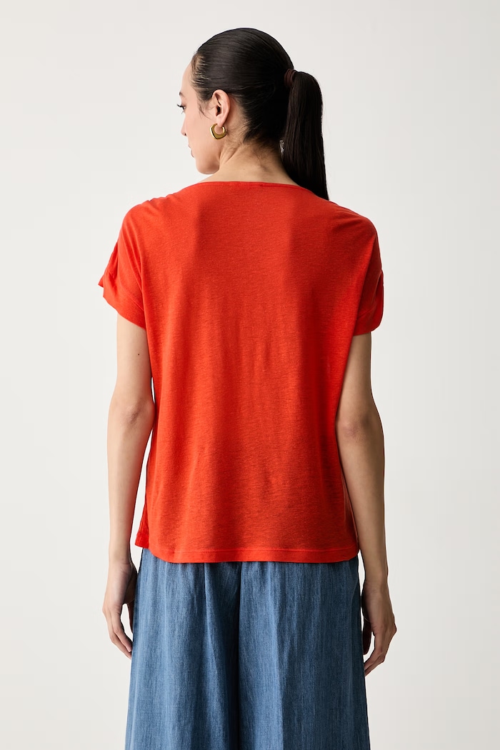 Odjeća United Colors of Benetton majica za žene s dodatkom lana 35LVD10D5 crvena