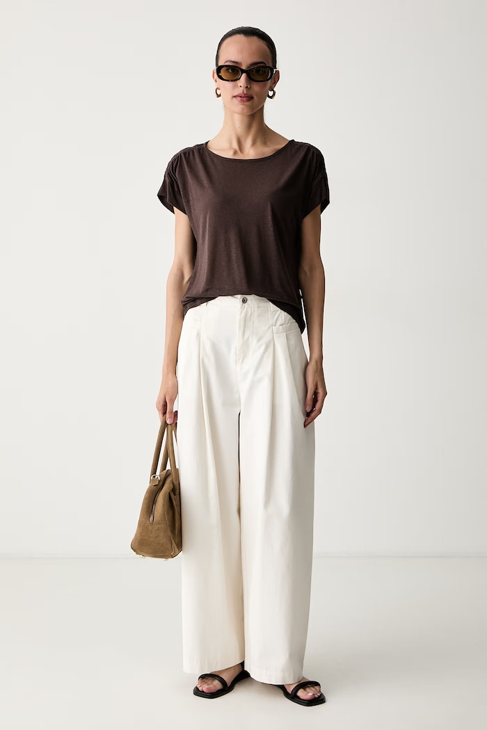 United Colors of Benetton majica za žene s dodatkom lana 35LVD10D5 smeđa SS26