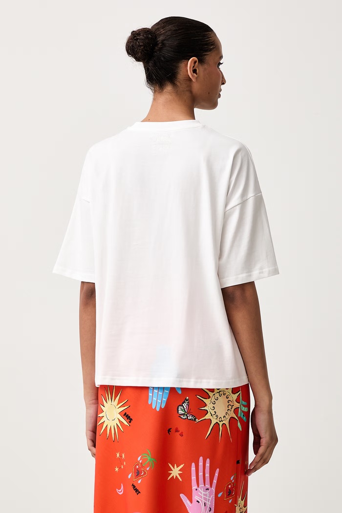Odzież Never Fully Dressed T-shirt damski bawełniany NFDTO2220 biały