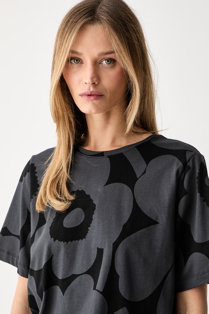 Marimekko T-shirt damski bawełniany czarny 094695