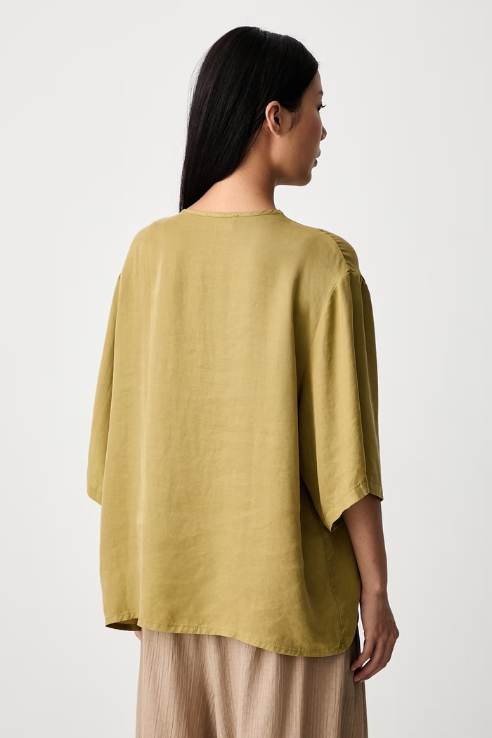 Abbigliamento ViCOLO T-shirt oversize da donna in lyocell TAB0571 verde