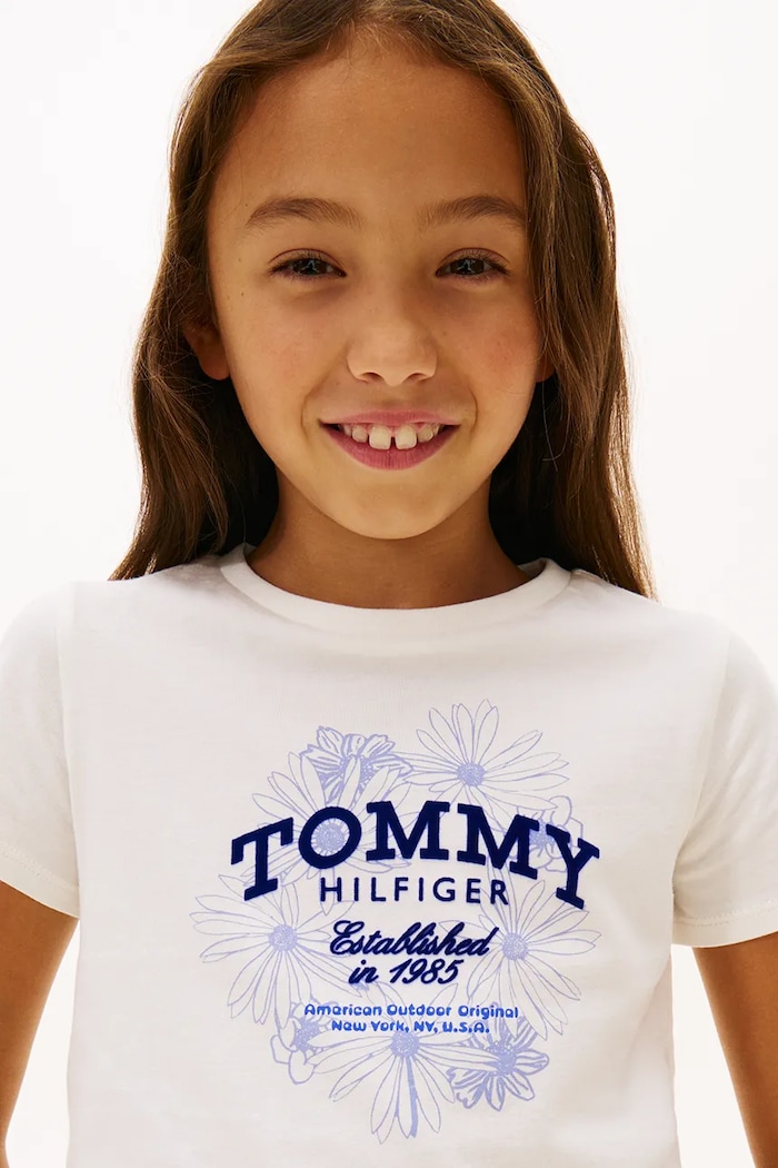 Detské bavlnené tričko Tommy Hilfiger KG0KG09257.128.176.PPY2