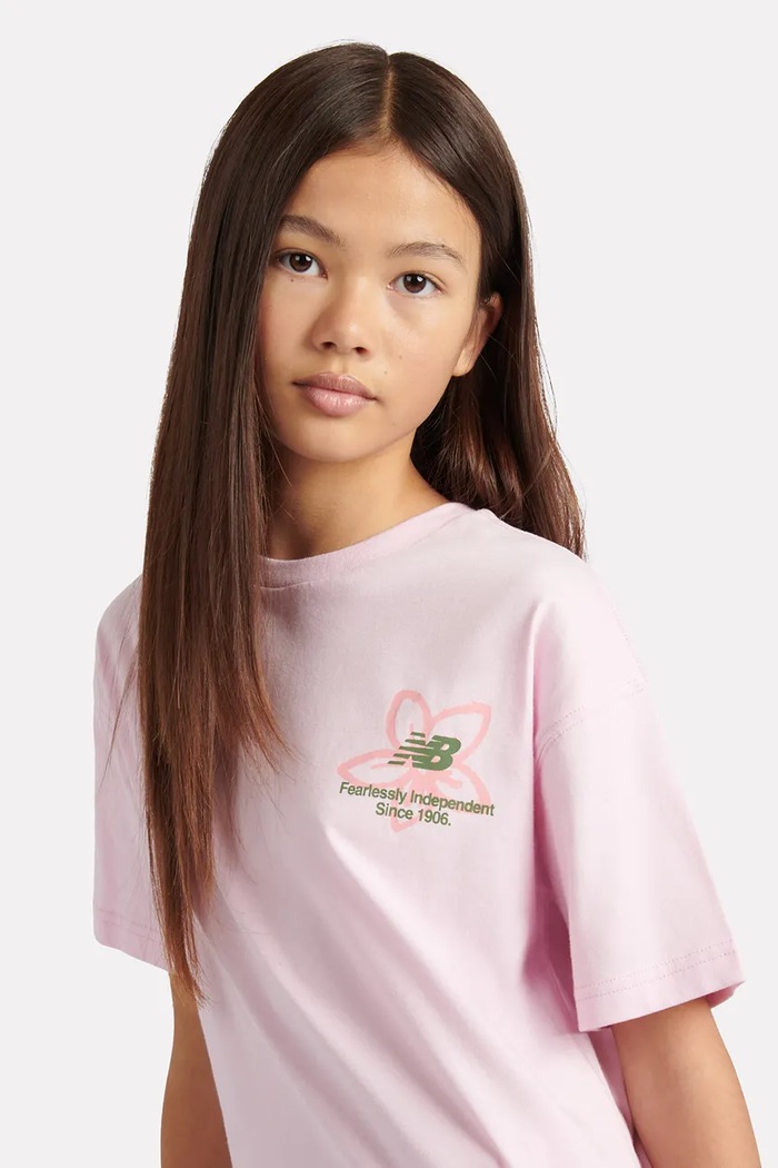 Dziewczynka New Balance T-shirt dziecięcy bawełniany YT6124R8 różowy