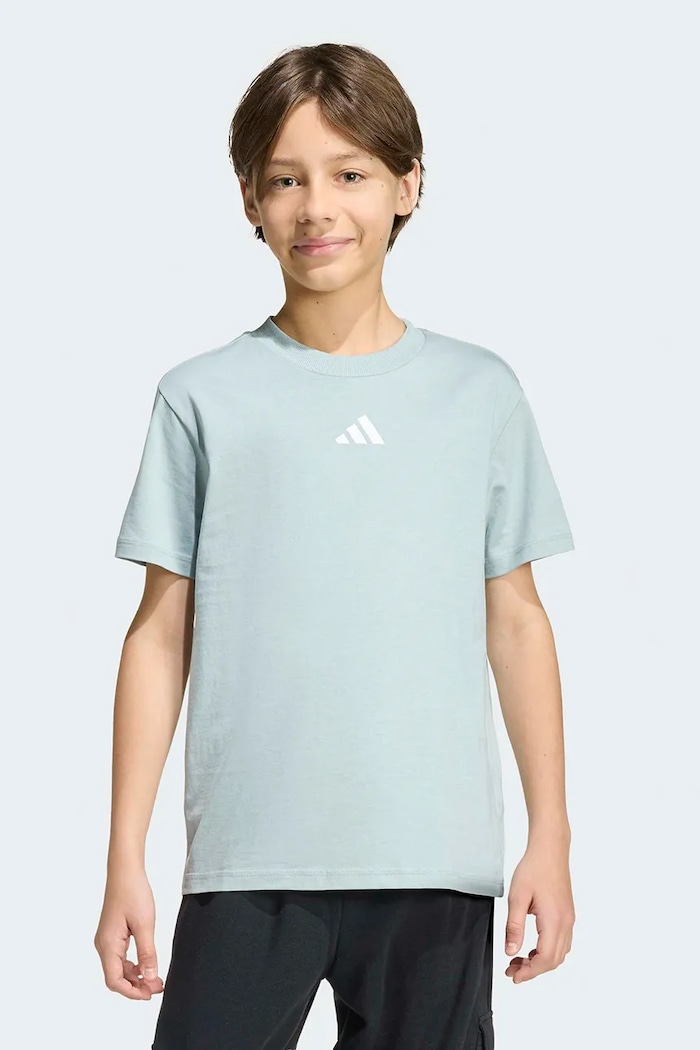 Παιδικό βαμβακερό μπλουζάκι adidas απλικέ τιρκουάζ KD3367