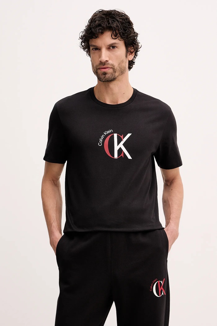Памучна тениска Calvin Klein Jeans свободна черен LV14RE829G