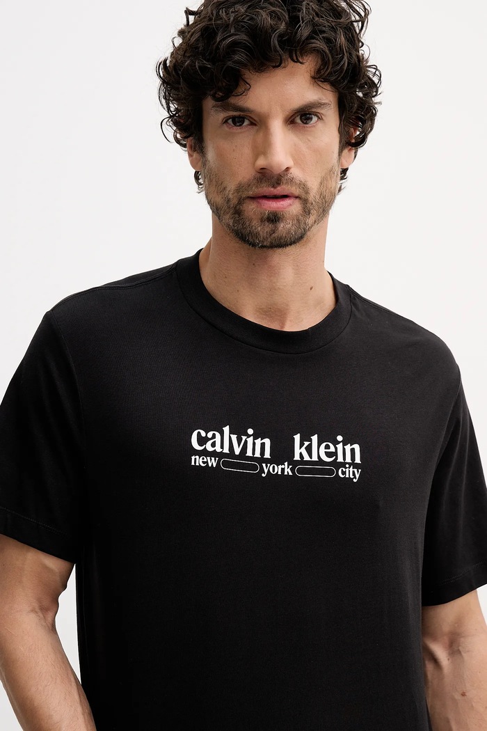 Памучна тениска Calvin Klein Jeans черен LV14RE831G