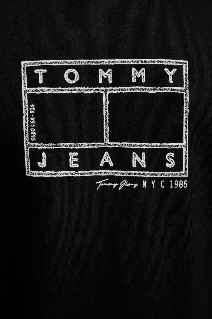 Bavlněné tričko Tommy Jeans DM0DM22317 černá
