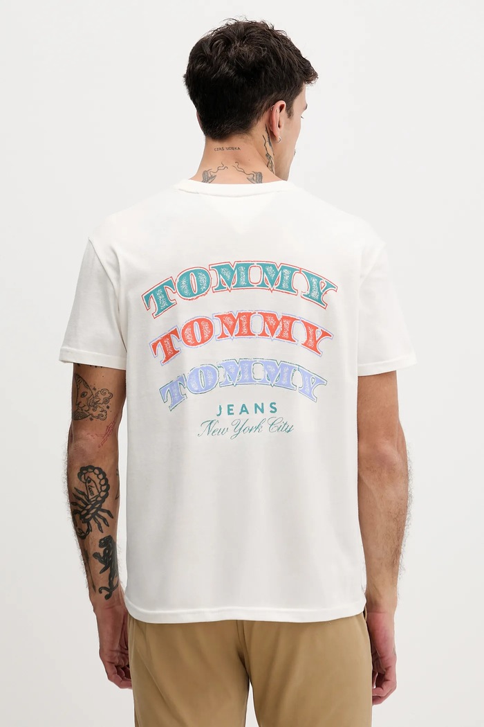 Odzież Tommy Jeans t-shirt bawełniany DM0DM22318 beżowy