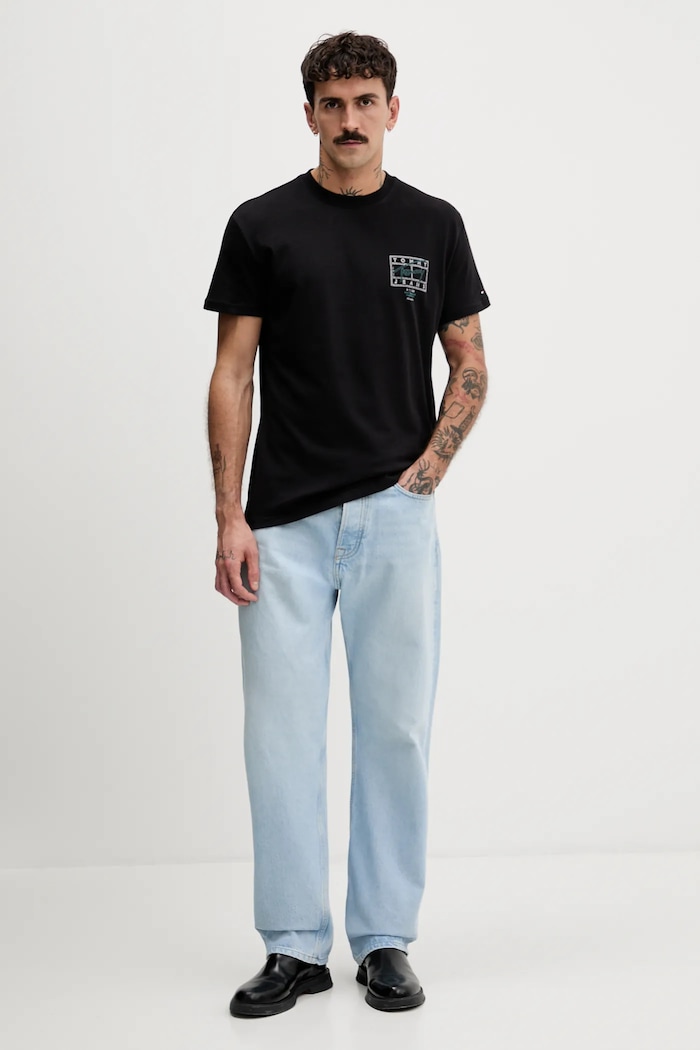 Tommy Jeans tricou din bumbac DM0DM22319 negru SS26