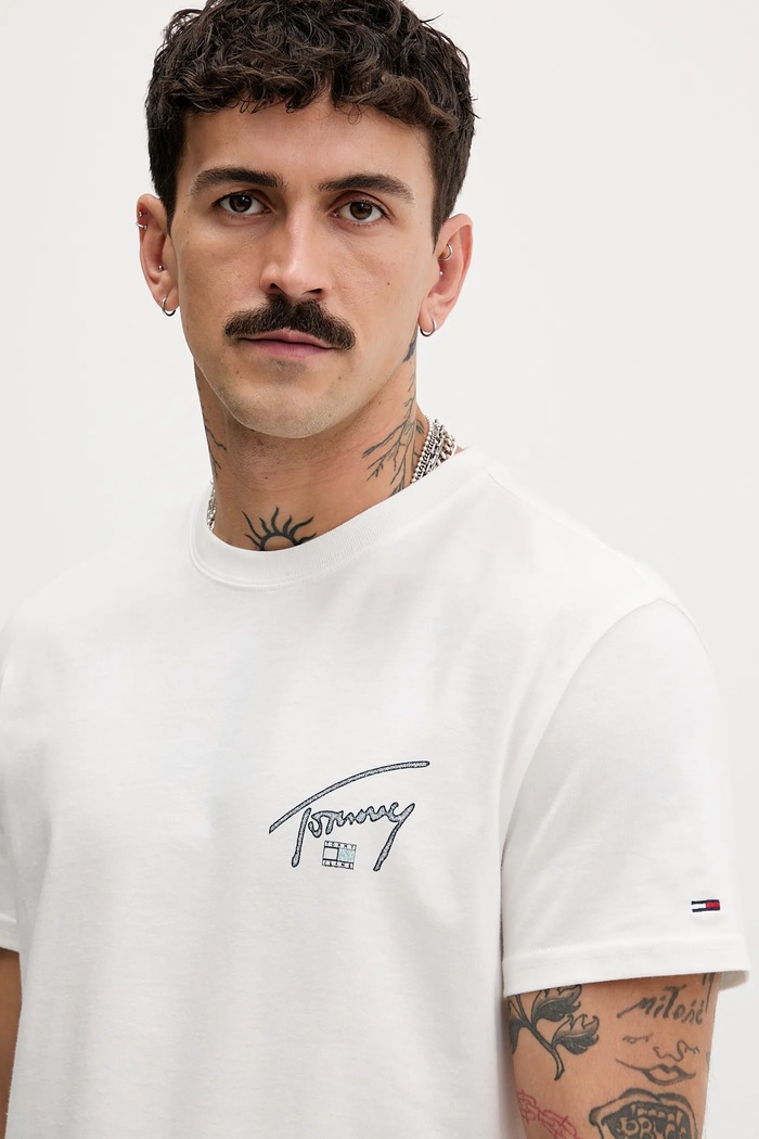 Bavlnené tričko Tommy Jeans biela DM0DM22320