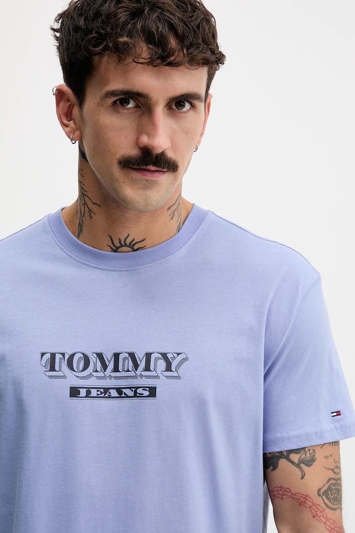 Bavlnené tričko Tommy Jeans modrá DM0DM22322