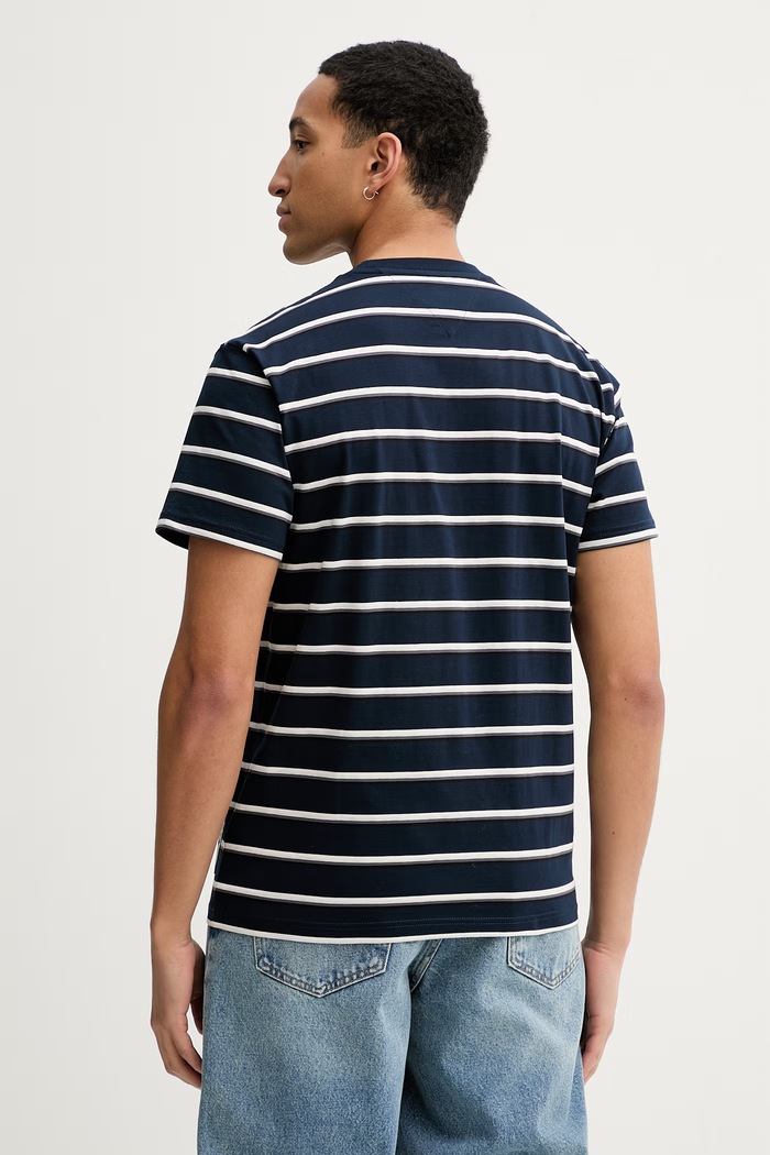 Ρούχα Βαμβακερό μπλουζάκι Tommy Jeans DM0DM22325 σκούρο μπλε