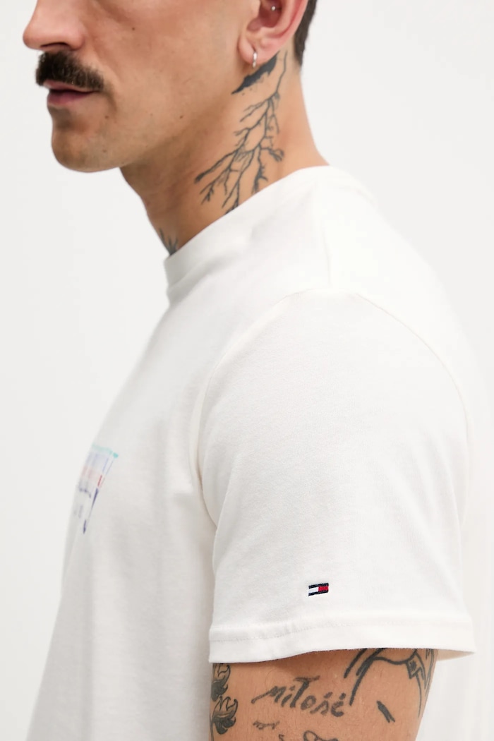 Bombažna kratka majica Tommy Jeans DM0DM22333 bež