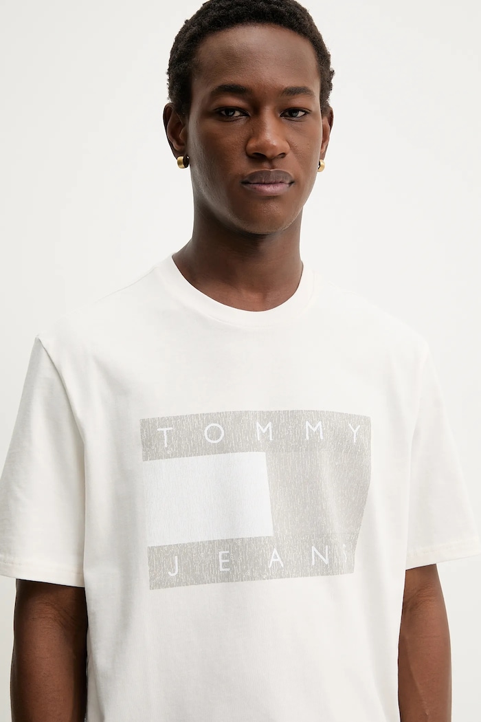 Tommy Jeans pamut póló bézs DM0DM22463