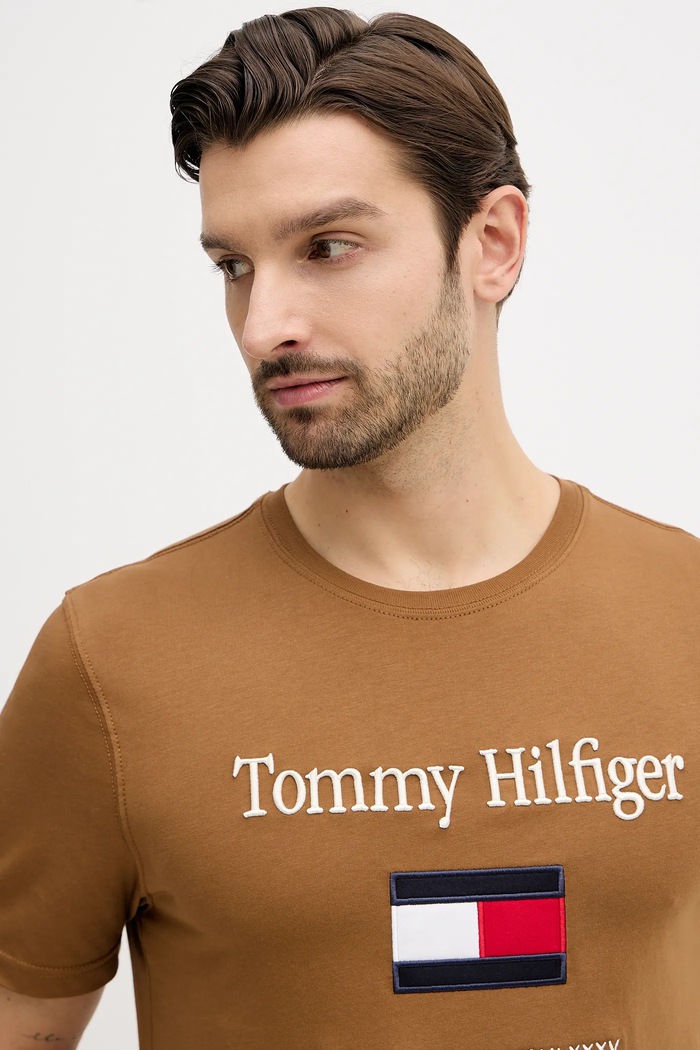 Bavlnené tričko Tommy Hilfiger hnedá MW0MW42736