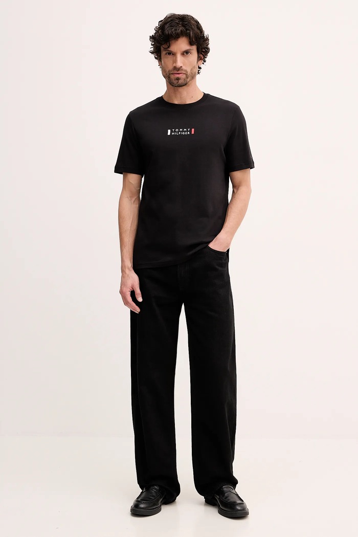 Bavlnené tričko Tommy Hilfiger MW0MW41453 čierna SS26