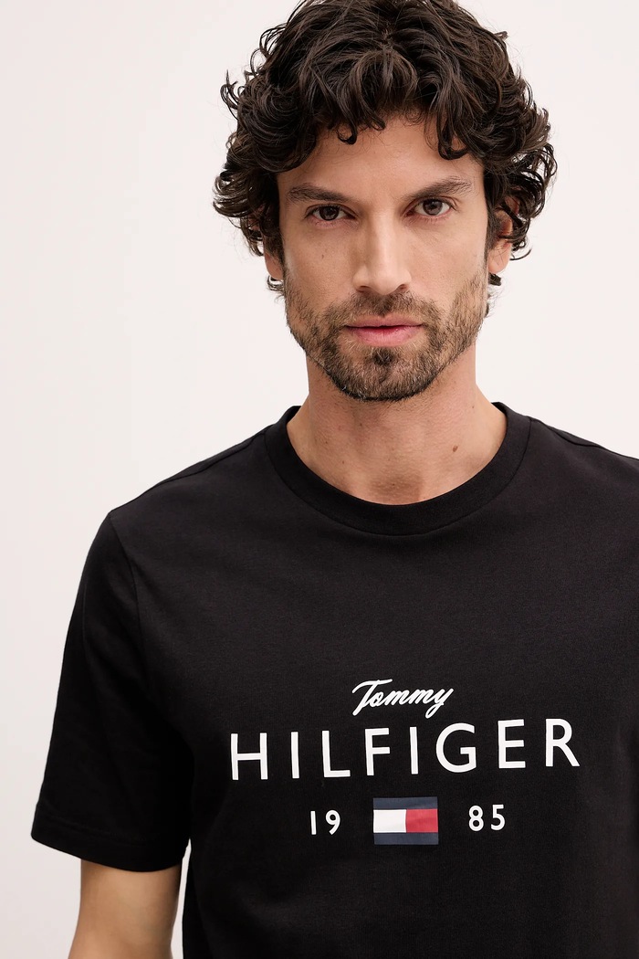 Βαμβακερό μπλουζάκι Tommy Hilfiger μαύρο MW0MW41455