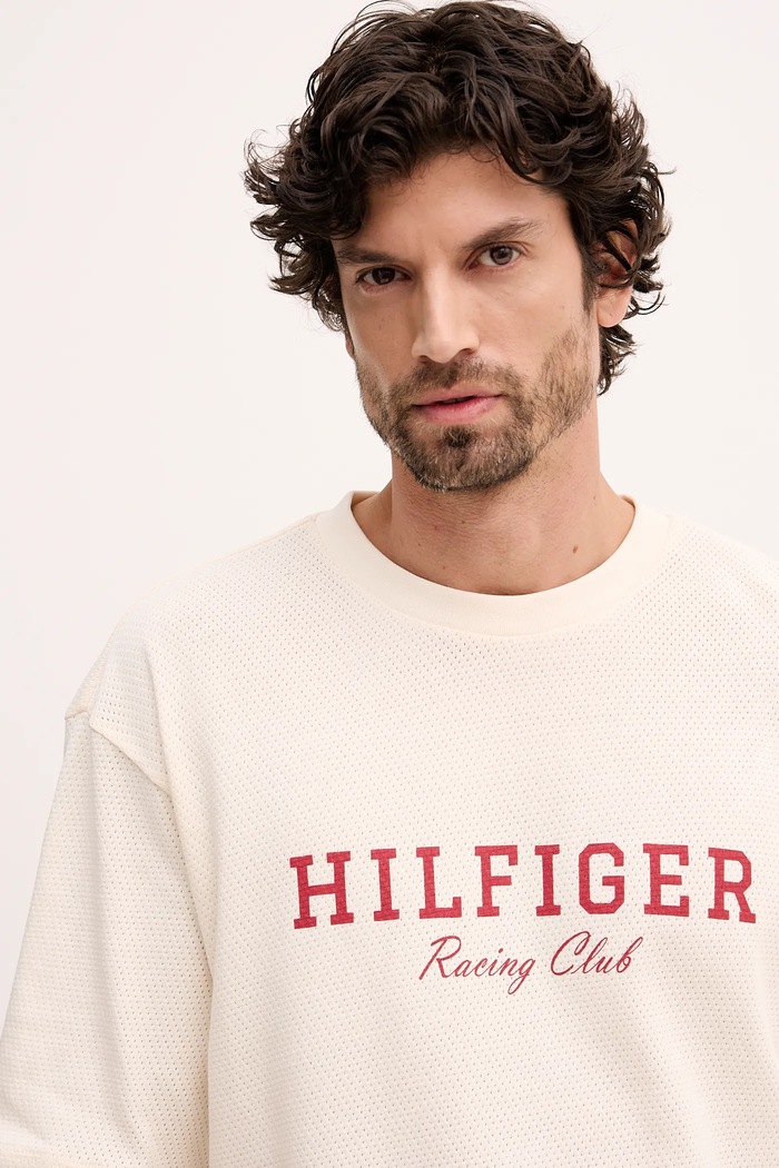 Памучна тениска Tommy Hilfiger бежов MW0MW41466