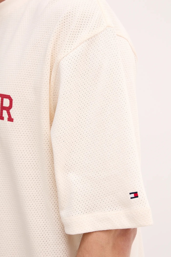 Памучна тениска Tommy Hilfiger MW0MW41466 бежов