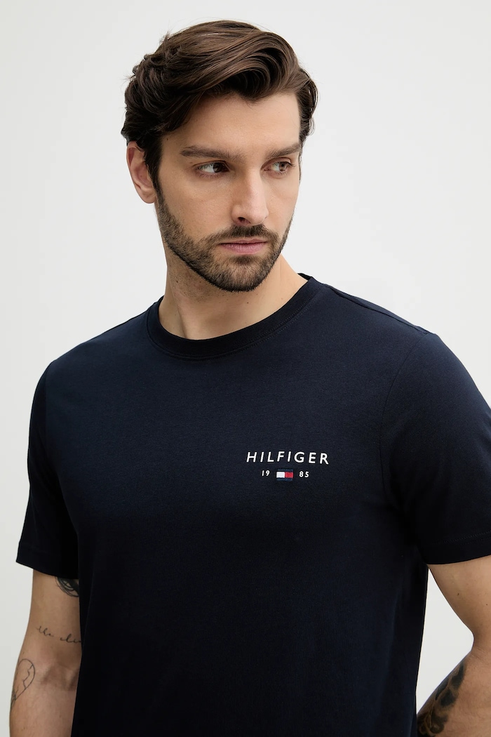 Μπλουζάκι Tommy Hilfiger σκούρο μπλε MW0MW41456