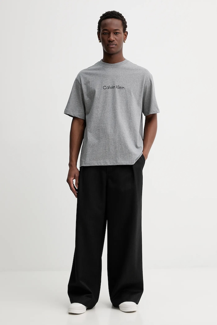 Calvin Klein tričko pánske bavlnené LV040HM228 sivá SS26