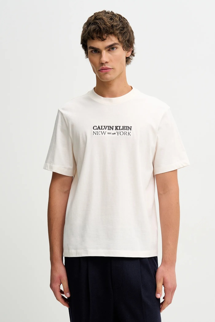 Βαμβακερό μπλουζάκι Calvin Klein βαμβάκι μπεζ LV04RE833G