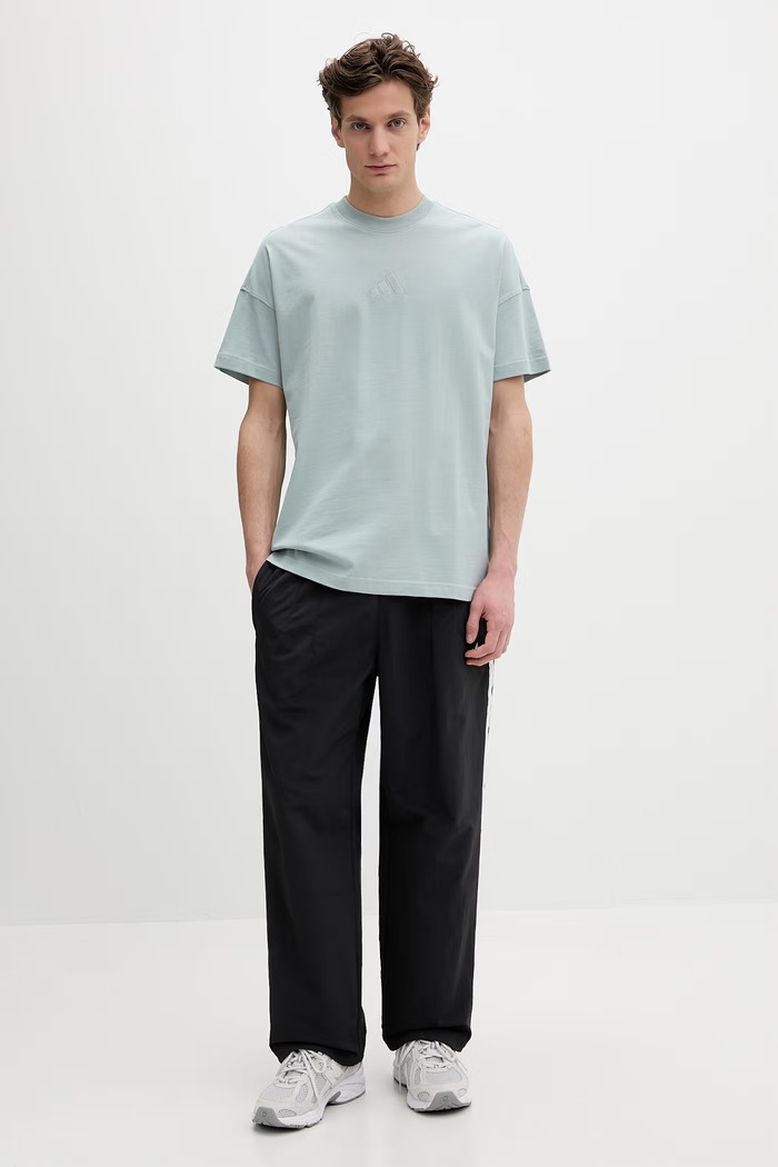 Памучна тениска adidas KC3189 тюркоазен SS26