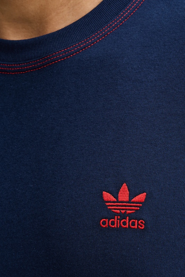 Bavlnené tričko adidas Originals KE1206 tmavomodrá
