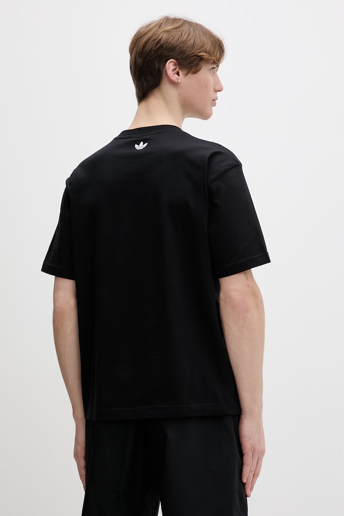 Ρούχα Βαμβακερό μπλουζάκι adidas Originals KE2250 μαύρο