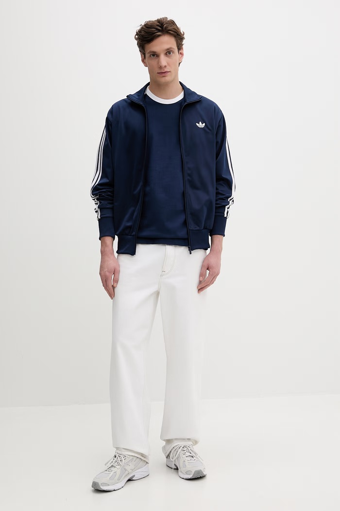 Βαμβακερό μπλουζάκι adidas Originals KE3536 σκούρο μπλε SS26