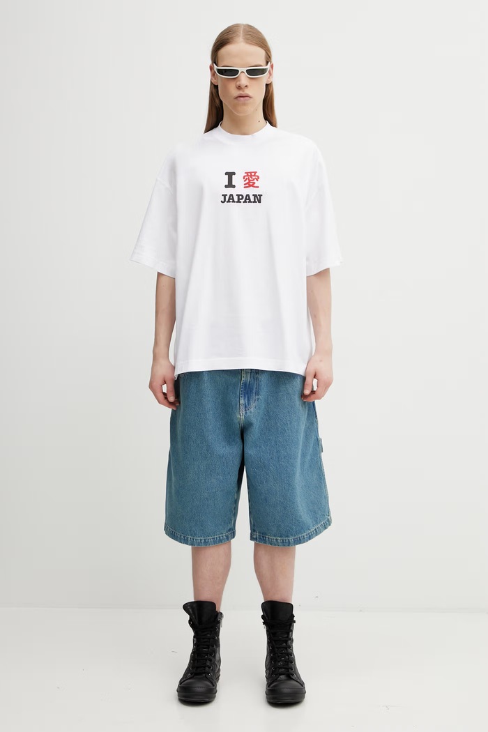 Бавовняна футболка VETEMENTS Japan Tourist ME76TR260W білий
