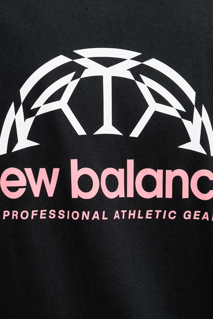 New Balance t-shirt ανδρικό βαμβακερό Football Club MT61B347BK μαύρο