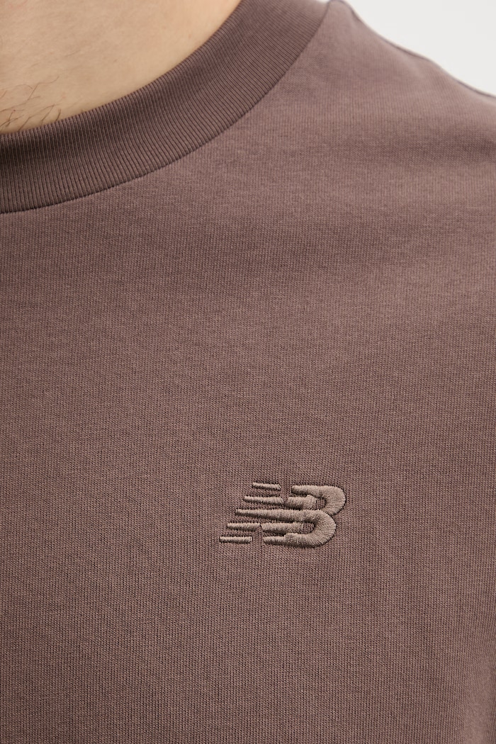 New Balance μπλουζάκι Ανδρικό βαμβακερό MT41533ABP καφέ